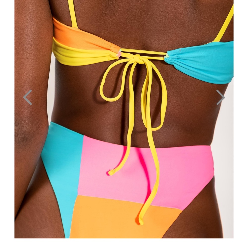 Oneone swimwear, worn once, Lourdes bottom cockatoo, size M.